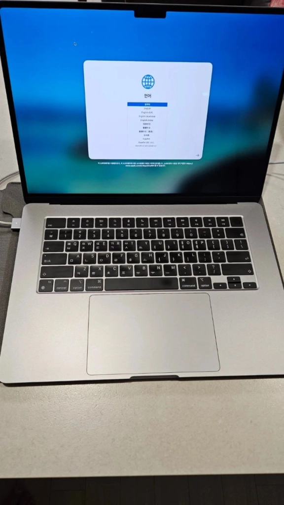 맥북 에어 15인치 M3 16GB·256GB 이미지