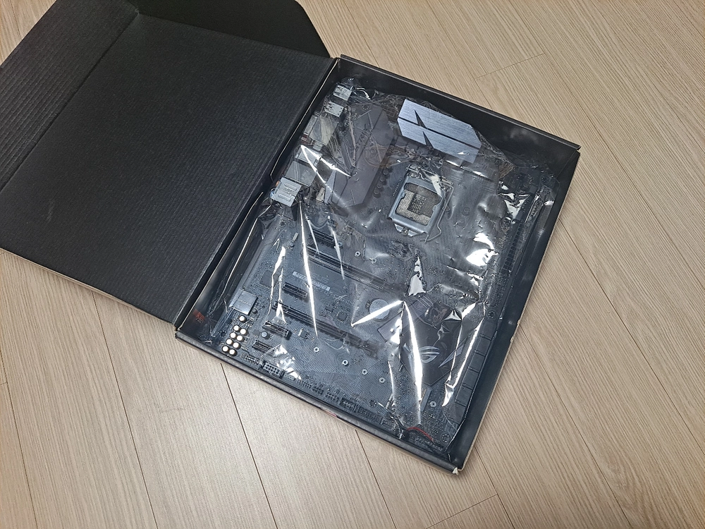 [풀박스급] 아수스 ASUS ROG STRIX H270F H270 대장급 메인보드 인텔 6세대 7세대 1151소켓 이미지