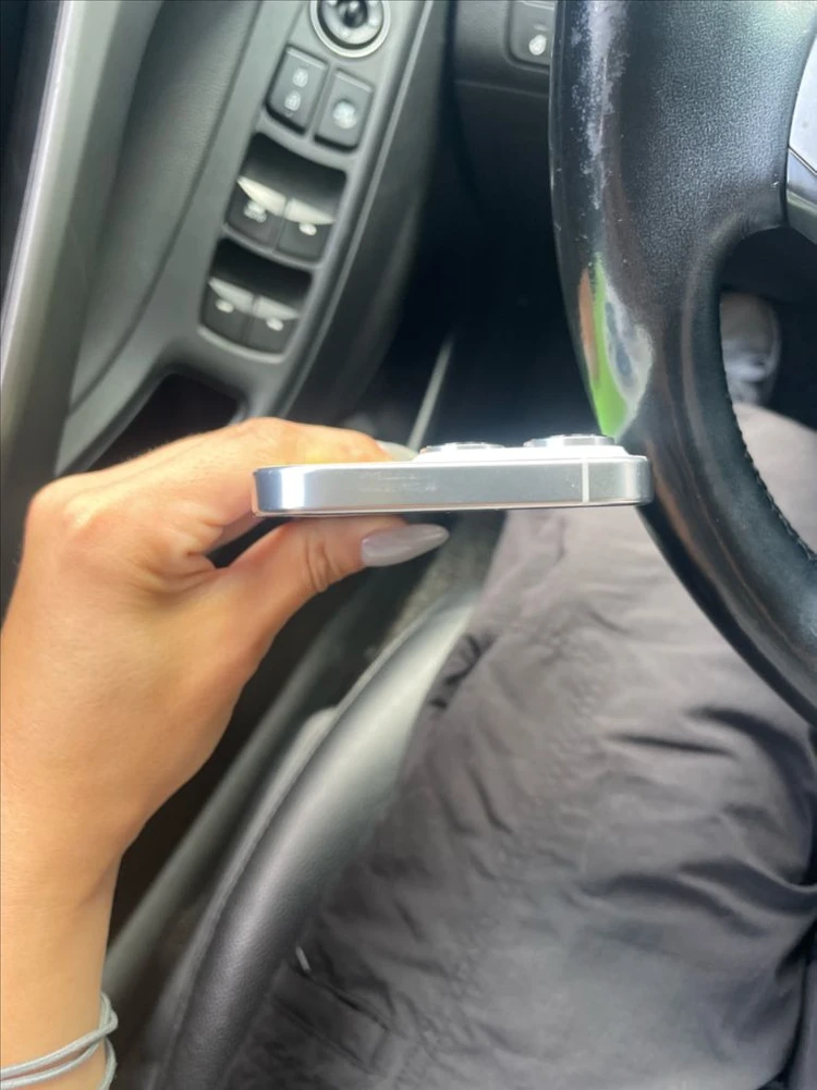아이폰 16pro 256GB 액정/뒷유리 교체 완료 이미지