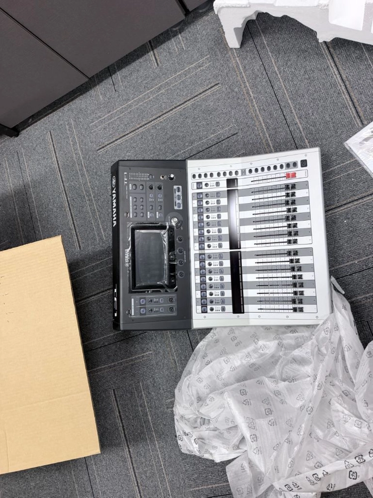야마하 YAMAHA TF-1 디지털 믹서 (단순 개봉/테스트만 완료 / 풀박스) - 안심되는 중고거래