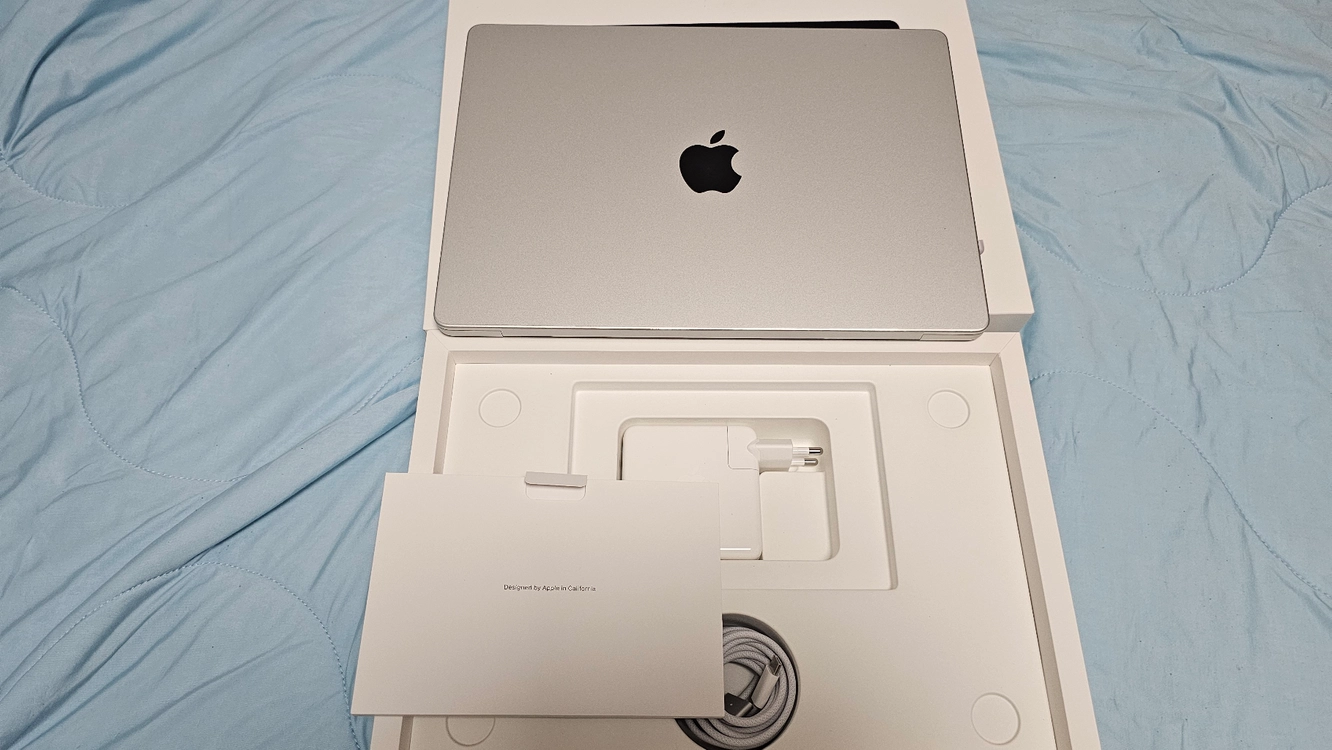 맥북프로 14 M5pro 15/16코어 48ram 1tb 애플케어 이미지