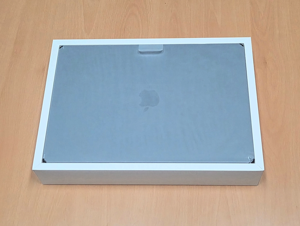 Apple 맥북프로16 M5 Pro 14코어/20GPU MGEA4KH/A 새제품급 판매합니다 이미지