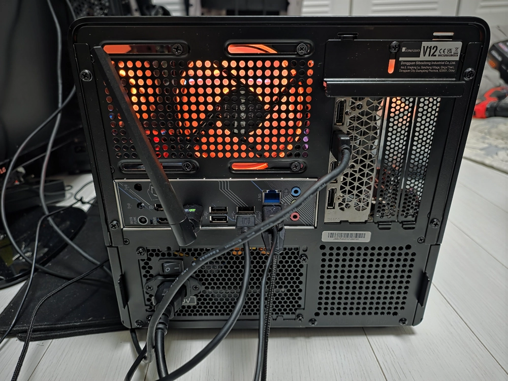 AMD 라이젠 5 7500F RTX 2070 게이밍 PC 이미지