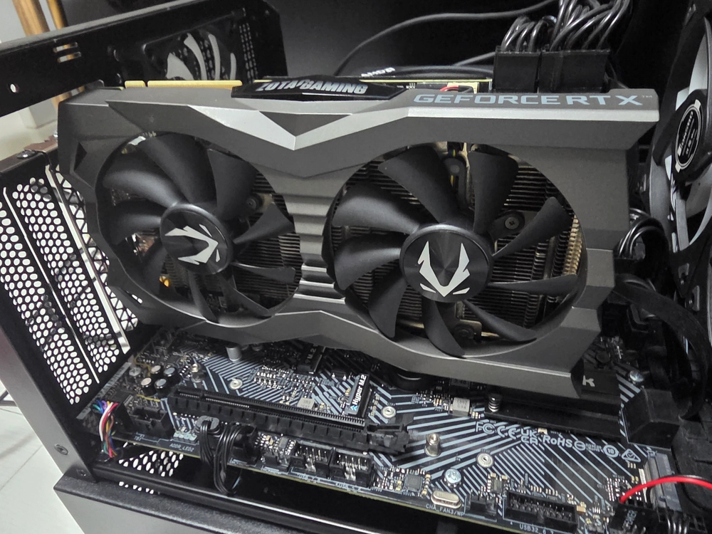 AMD 라이젠 5 7500F RTX 2070 게이밍 PC 이미지