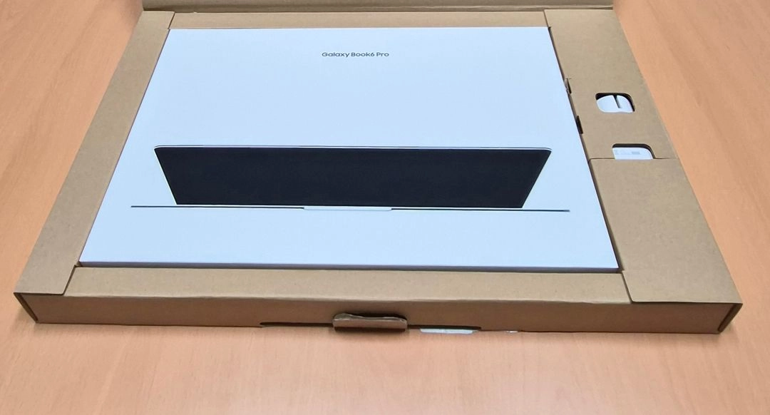[단순개봉]삼성전자 갤럭시북프로6 NT960XJG-KC71G 노트북 판매합니다 이미지