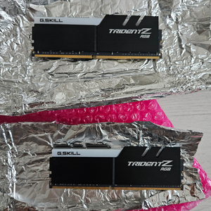 G.SKILL DDR4 트라시던트Z RGB 32GB (16GBx2) 3600MHz 이미지