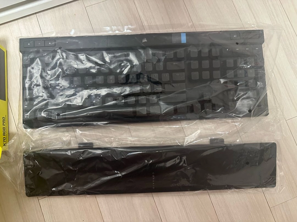 커세어 K70 게이밍키보드 청축 판매합니다 이미지
