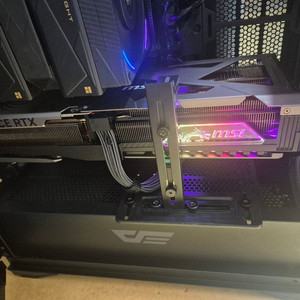 MSI 지포스 RTX 5080 뱅가드 SOC D7 16GB 판매 이미지