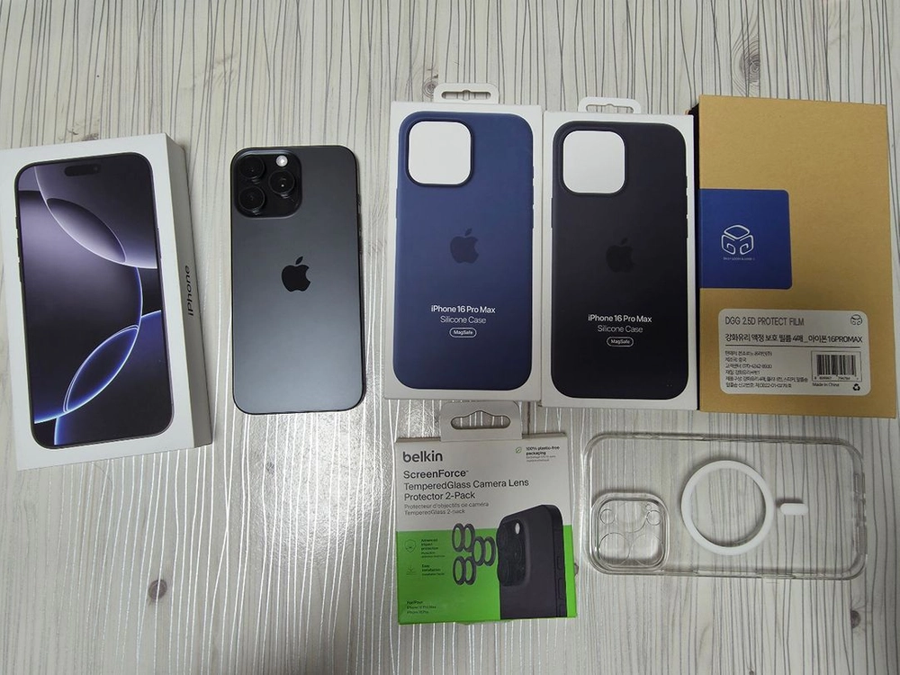 애케플 아이폰16프로맥스 256GB 블랙티타늄 이미지