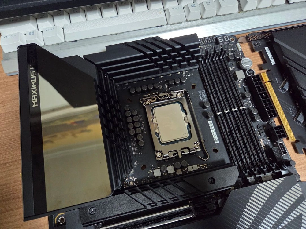 인텔 정품 i9-13900K +Asus Maximus Z790 Hero 이미지