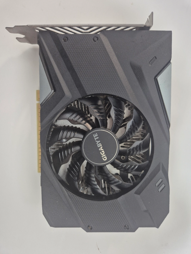 NVIDIA GeForce GTX 1650 그래픽카드 이미지
