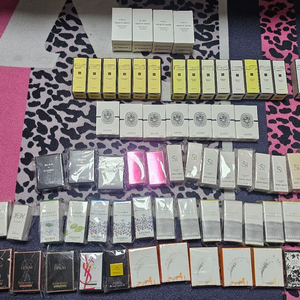 급쳐 명품 미니향수 무조건 개당 만이천 미개봉 새상품 3개이상 구매시 쇼핑백 내용필독요 이미지