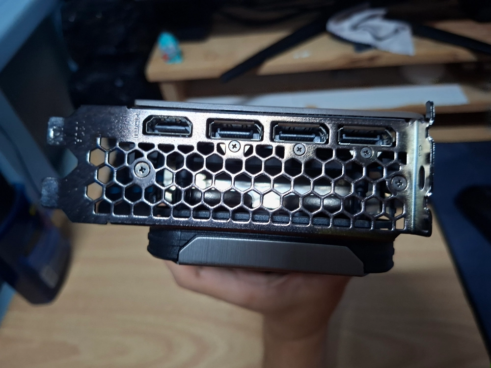 이엠텍 rtx 3080 이미지