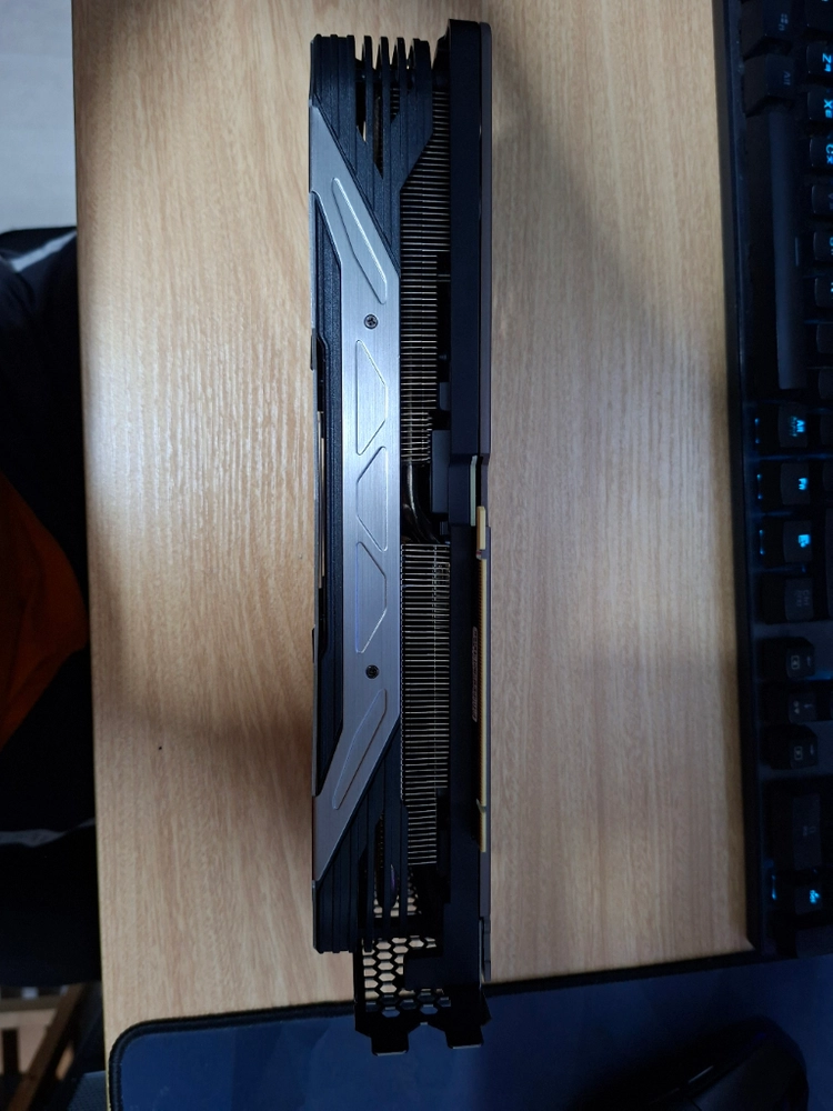 이엠텍 rtx 3080 이미지
