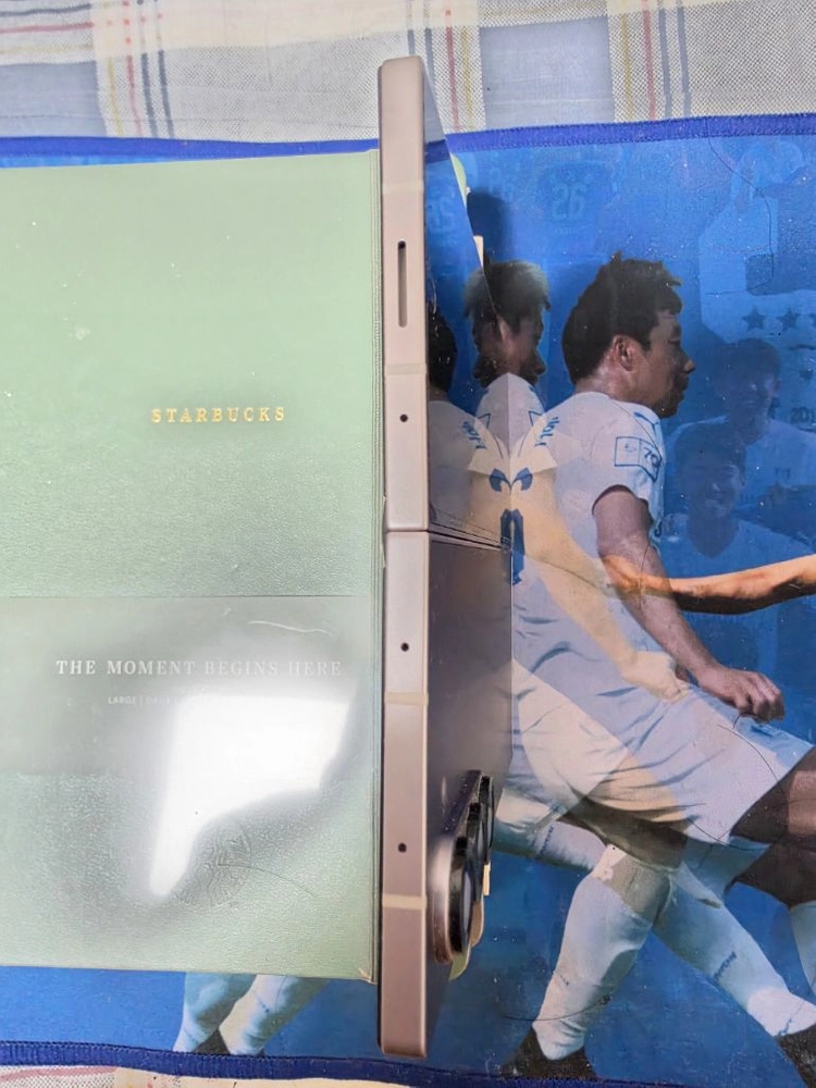 삼성전자 갤럭시Z폴드6 실버쉐도우 512GB SK텔레콤 이미지