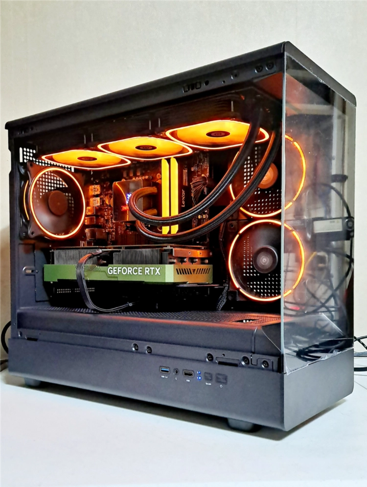 인텔 i7 14700F RTX4070SUPER 램32G SSD 1TB 컴퓨터 이미지