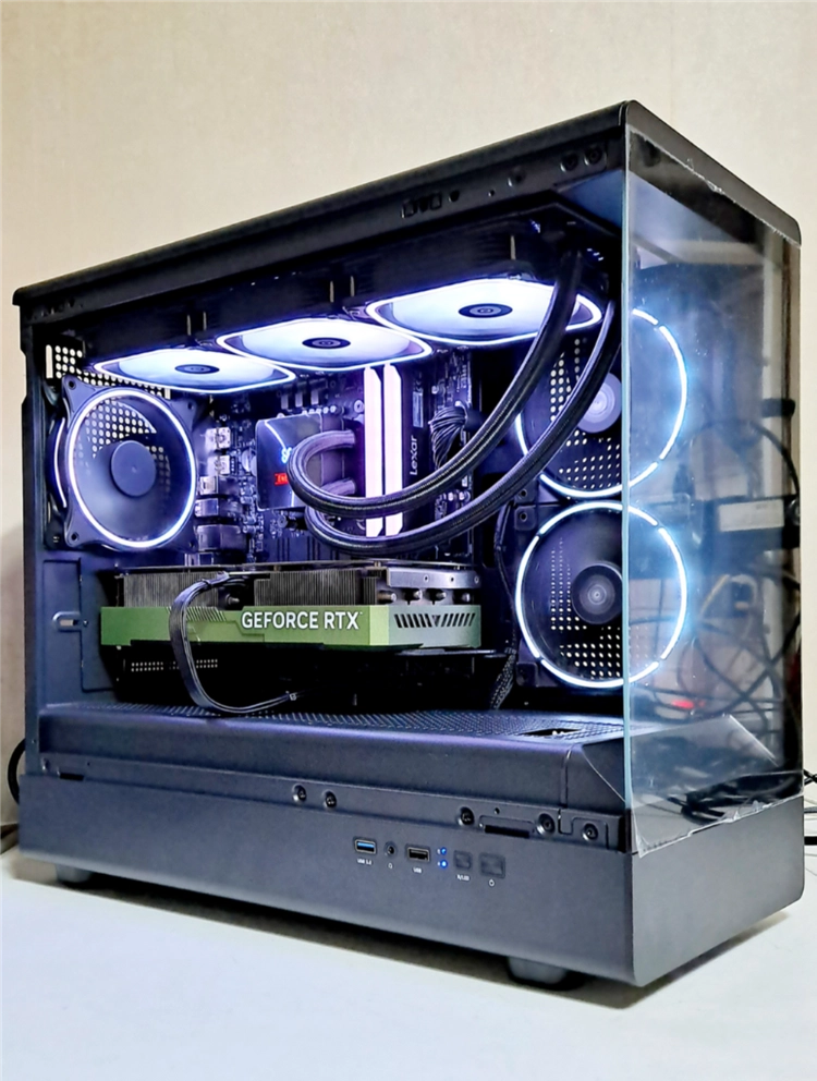 인텔 i7 14700F RTX4070SUPER 램32G SSD 1TB 컴퓨터 이미지