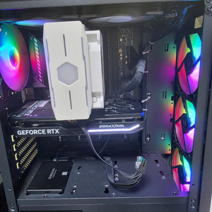 RTX 4060 게이밍 데스크탑 풀세트 / i5-10400 / 16GB / 삼성 SSD 이미지