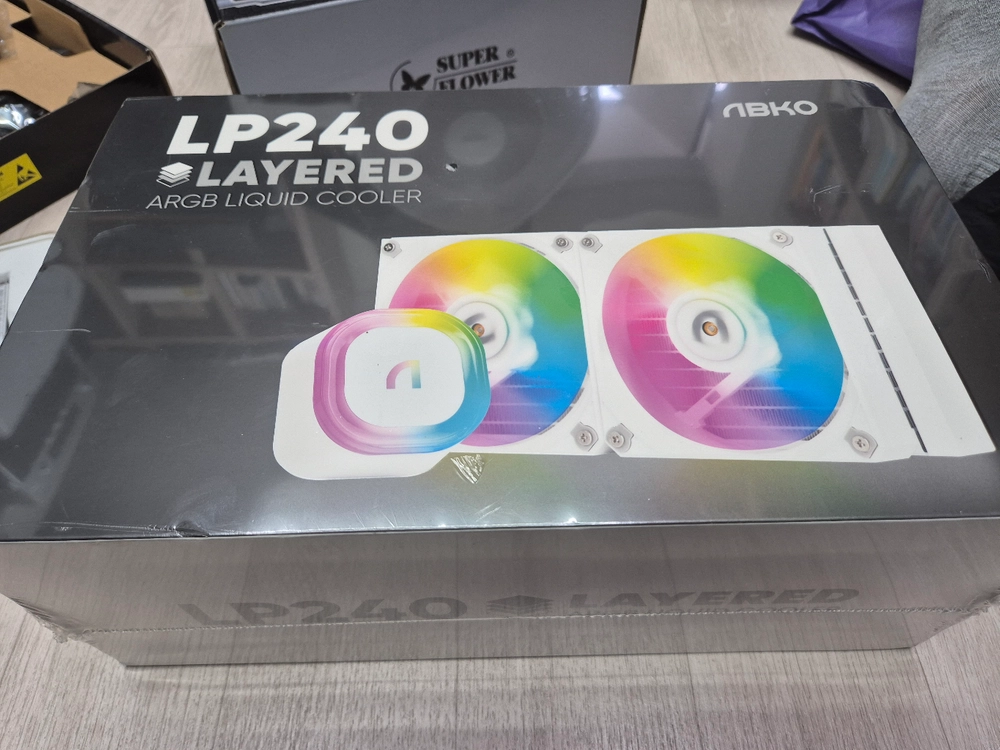 앱코 데스크탑 PC 본체 케이스 U20M (화이트) + LP240 수냉쿨러 세트 이미지