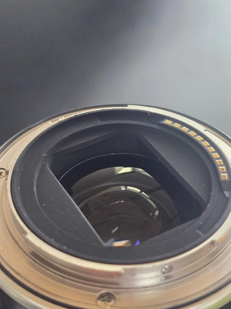 니콘 24-70mm F2.8 s렌즈 이미지