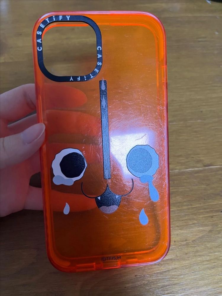케이스티파이 포치타 아이폰13 케이스팝니다. pochita crying case 이미지