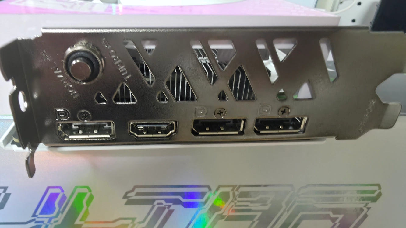 RTX 4060 그래픽카드 이미지
