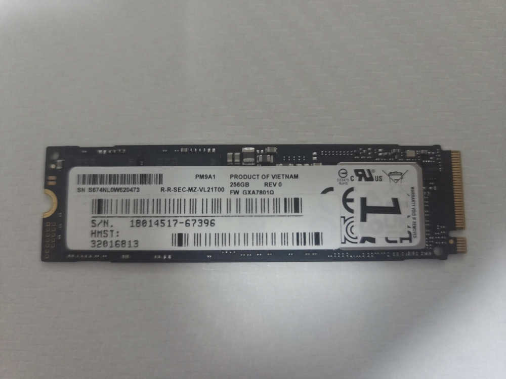 삼성 PM9A1 NVMe SSD 256GB 이미지