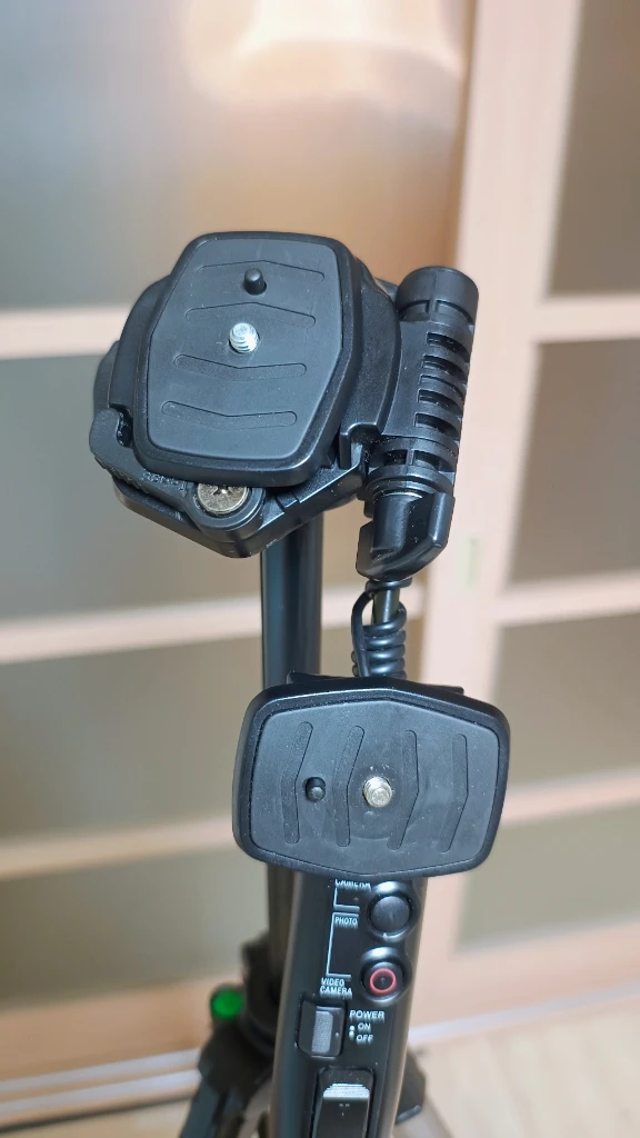 SONY 삼각대 VCT-D640RM (캠코더,디지털카메라 리모트) 이미지