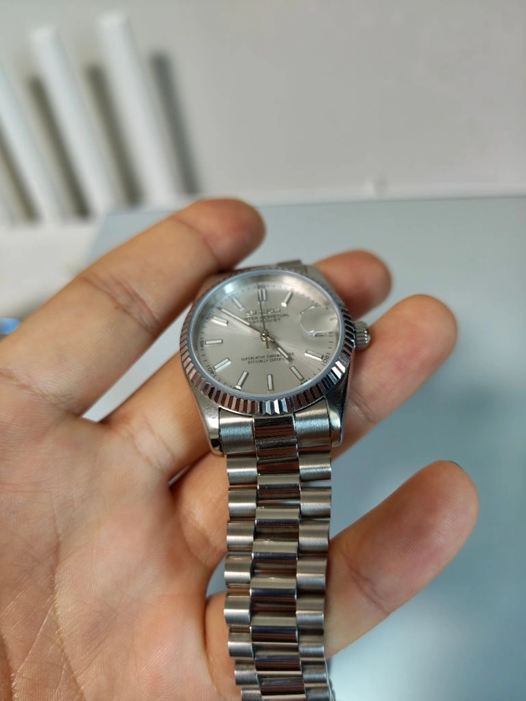 세이코 데이저스트 36MM 실버 이미지
