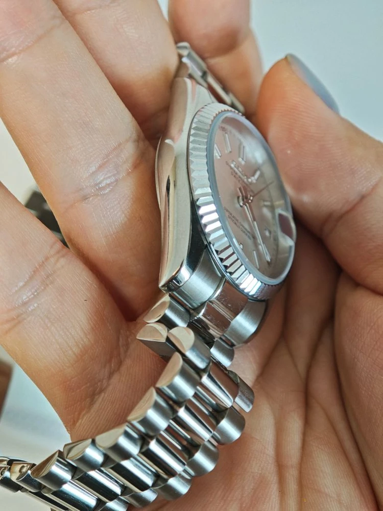 세이코 데이저스트 36MM 실버 이미지