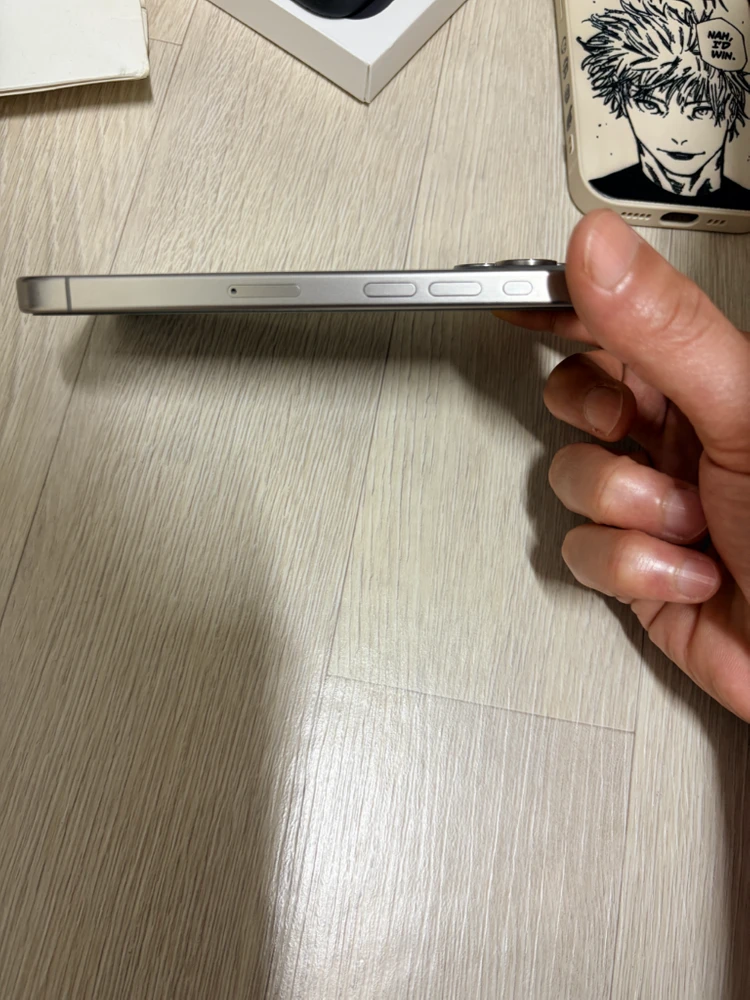아이폰 15프로 128GB 내추럴 티타늄 이미지