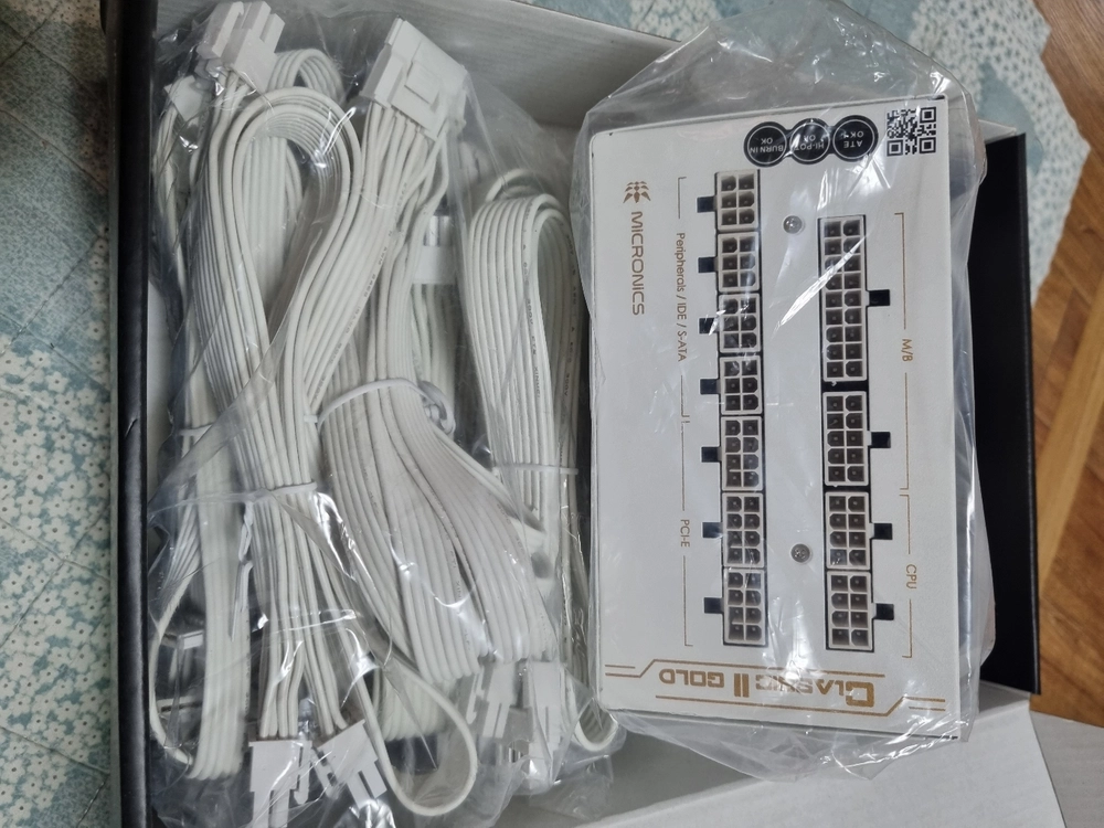 850W 골드플러스 파워서플라이 이미지