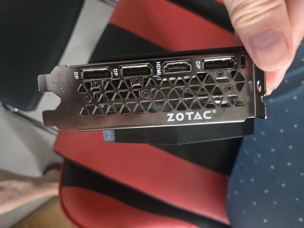 부산 고장 RTX2080 SUPER 조텍 그래픽카드 이미지