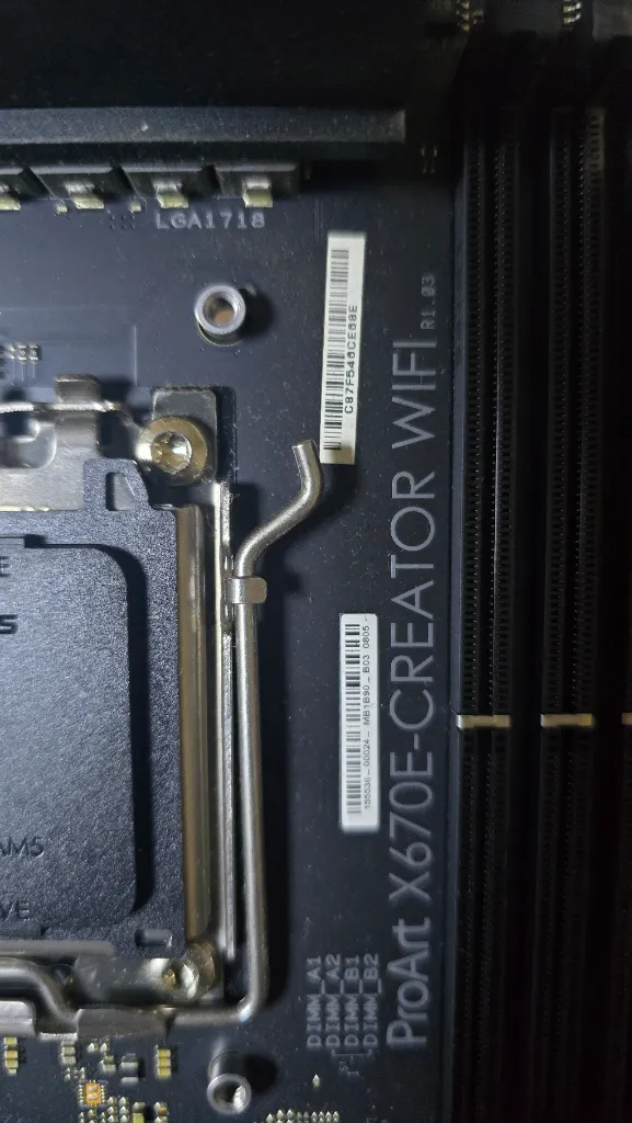 메인보드 ASUS ProArt X670E-CREATOR WIFI 이미지