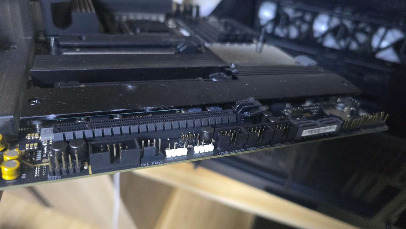 메인보드 ASUS ProArt X670E-CREATOR WIFI 이미지