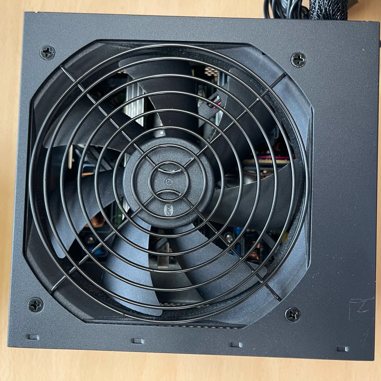 fsp 700w 80+ 브론즈 atx3.1 파워서플라이 판매합니다 이미지