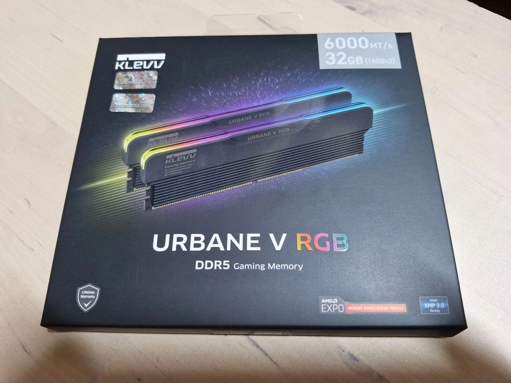 에센코어 DDR5 6000 32Gb(16GBx2) KLEVV URBANE V RGB 이미지