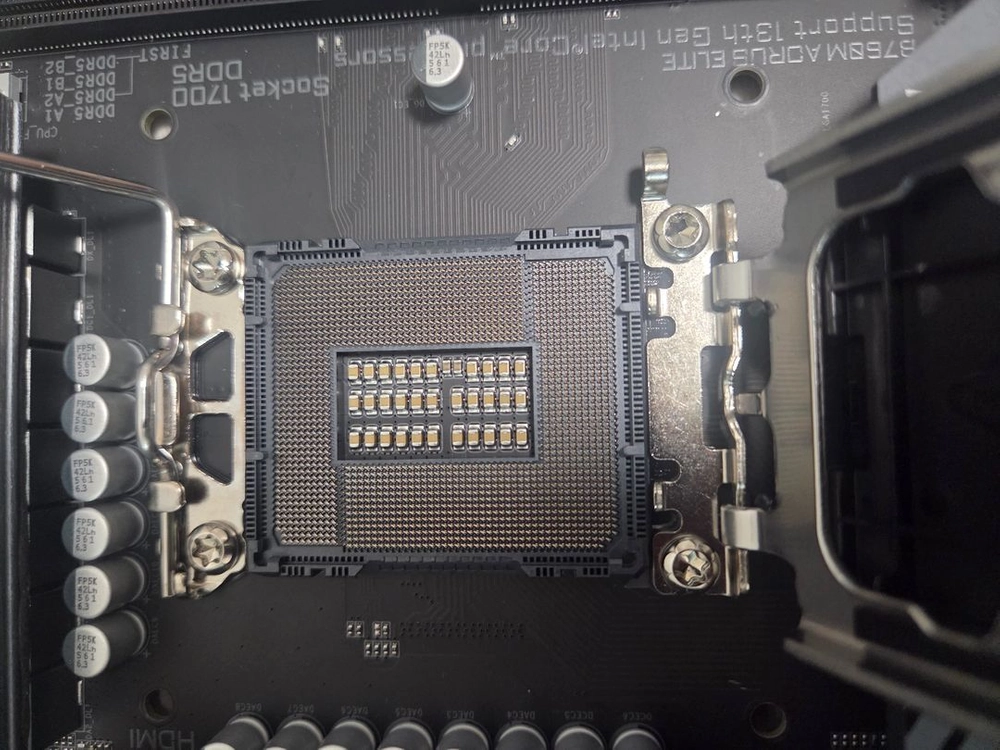 기가바이트 b760m 어로스 엘리트 ddr5 이미지