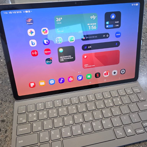 갤럭시탭 wifi S11(256GB) + 슬림키보드 + 멀티마그넷 스탠드 이미지