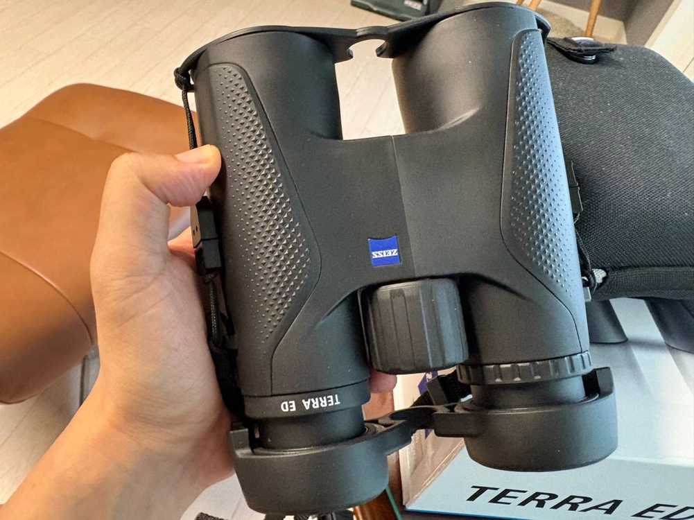 ZEISS TERRA ED (8X42 / BLACK) 자이스 쌍안경 이미지