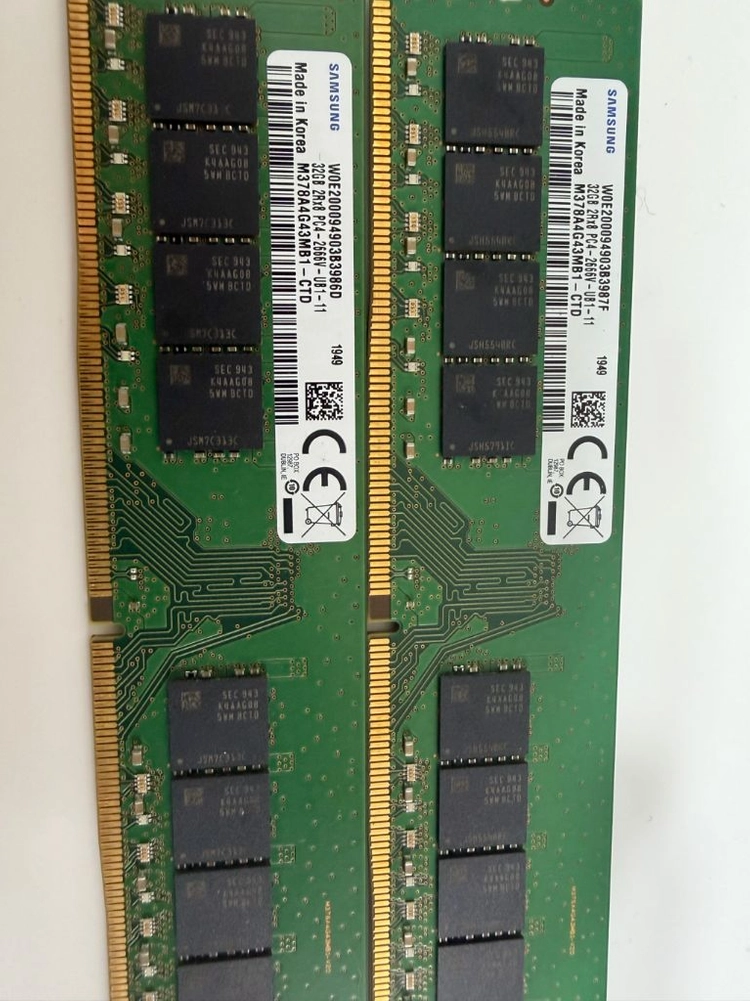 삼성 DDR4 램 6개 + 지스킬 트라이던트Z 로얄 골드 64GB 총 10개 일괄 이미지