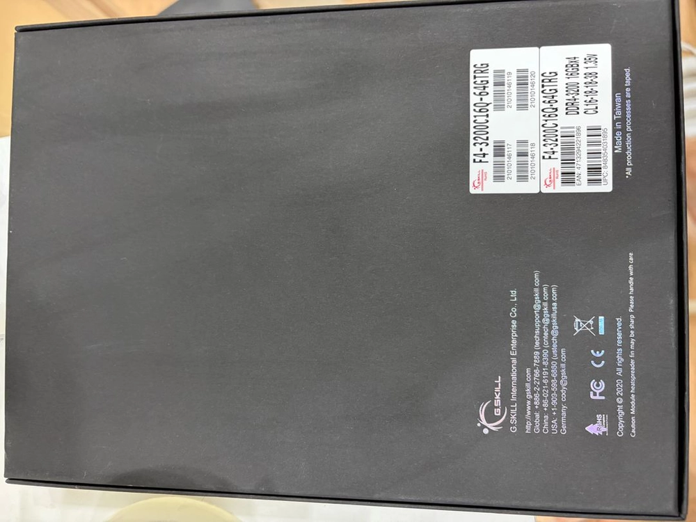 삼성 DDR4 램 6개 + 지스킬 트라이던트Z 로얄 골드 64GB 총 10개 일괄 이미지