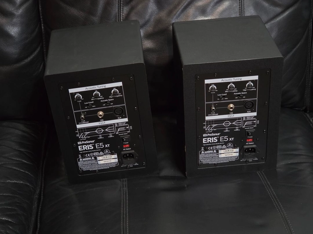 Presonus ERIS E5 XT 프리소너스 모니터 스피커 이미지