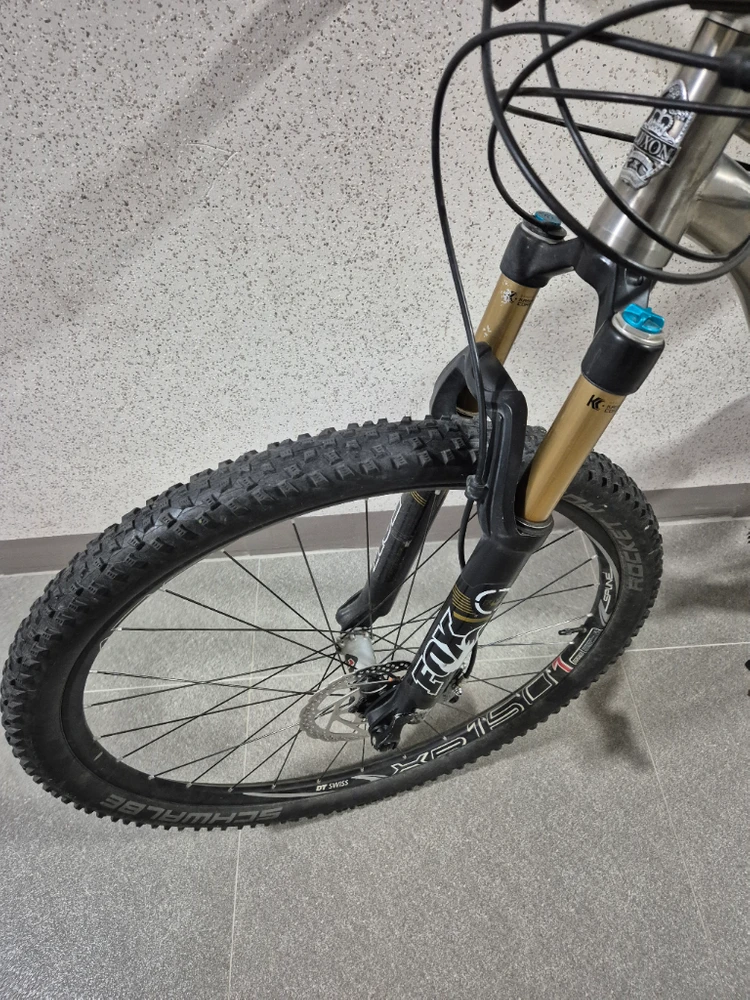룩손 티타늄 MTB 이미지