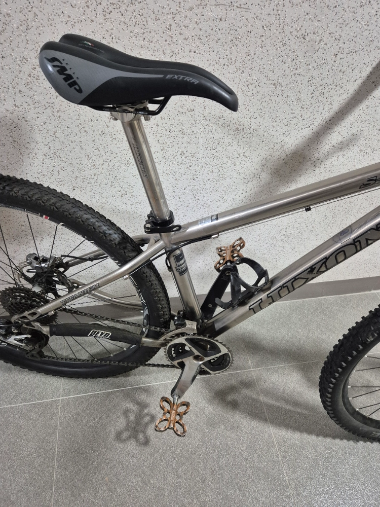 룩손 티타늄 MTB 이미지