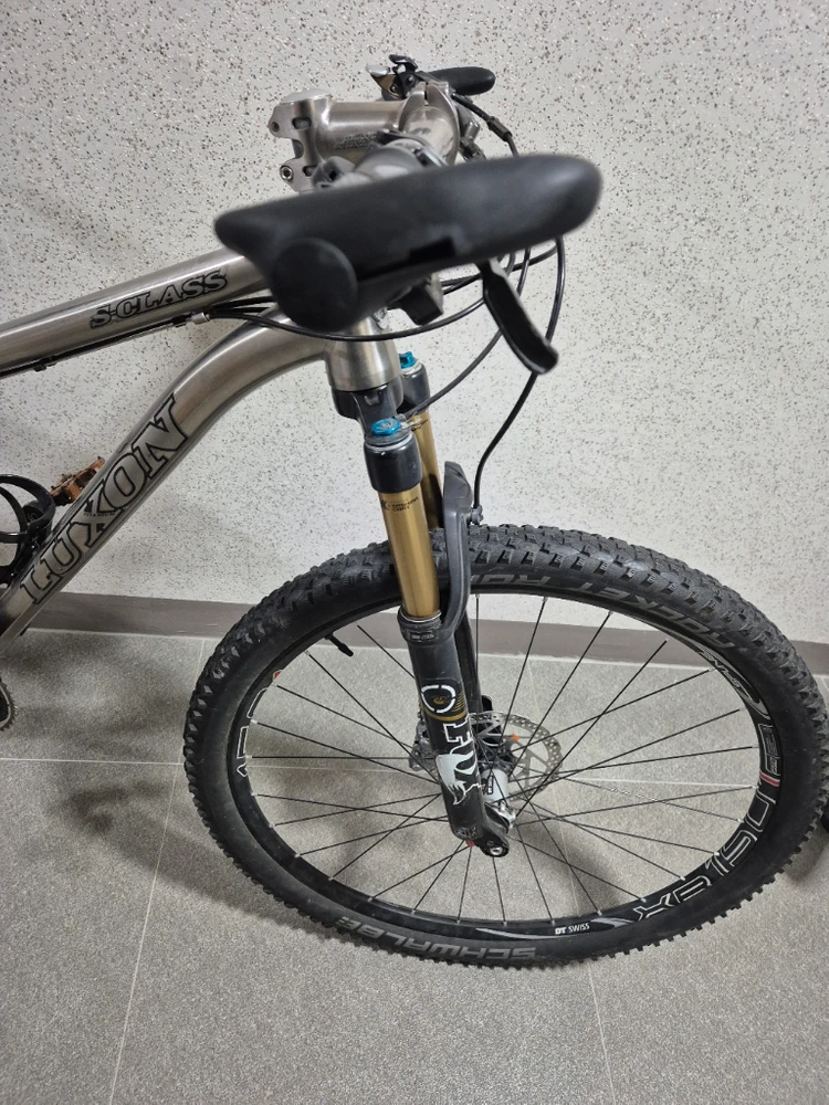 룩손 티타늄 MTB 이미지