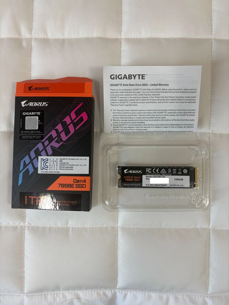 (개봉신품)기가바이트 AORUS Gen4 7000E M.2 NVMe SSD 1TB 팝니다 이미지