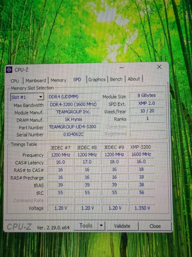 화이트감성 게임용 고사양 특AAA급 컴퓨터 본체 PC 이미지