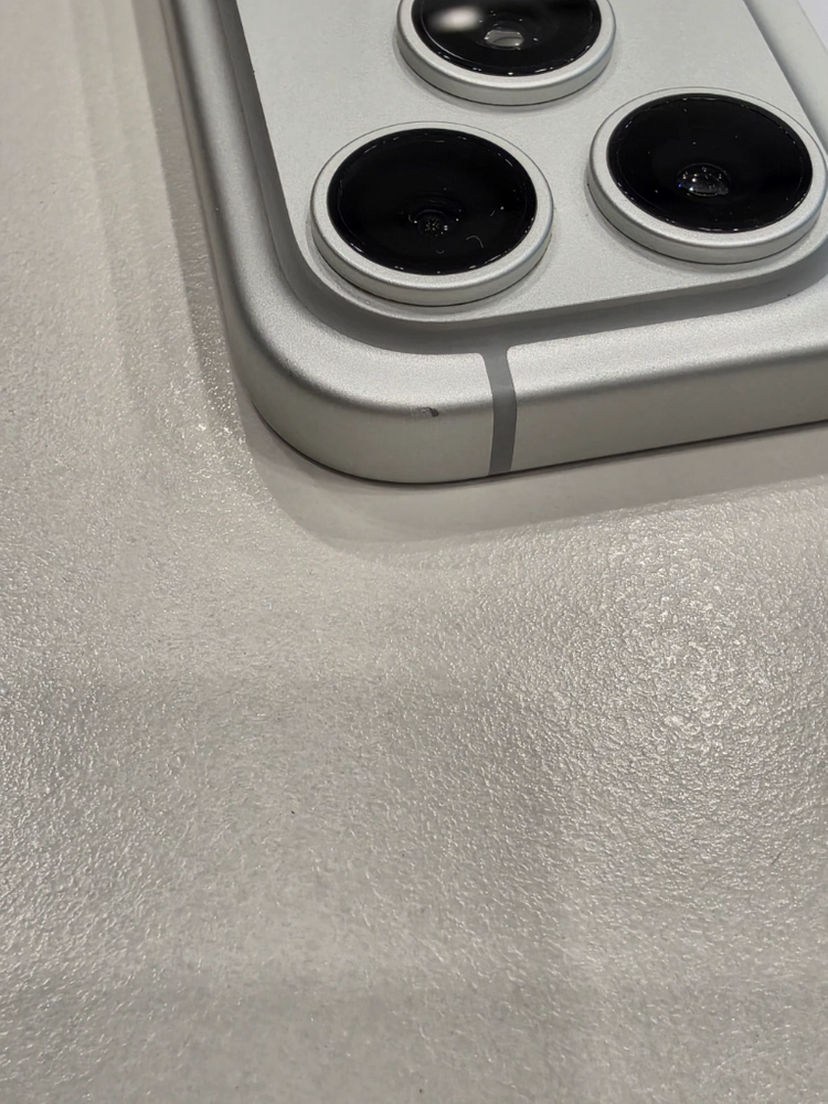 아이폰 17 프로 맥스 실버 256GB + 애케플 이미지