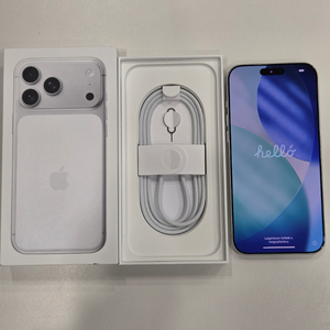 아이폰 17 프로 맥스 실버 256GB + 애케플 이미지